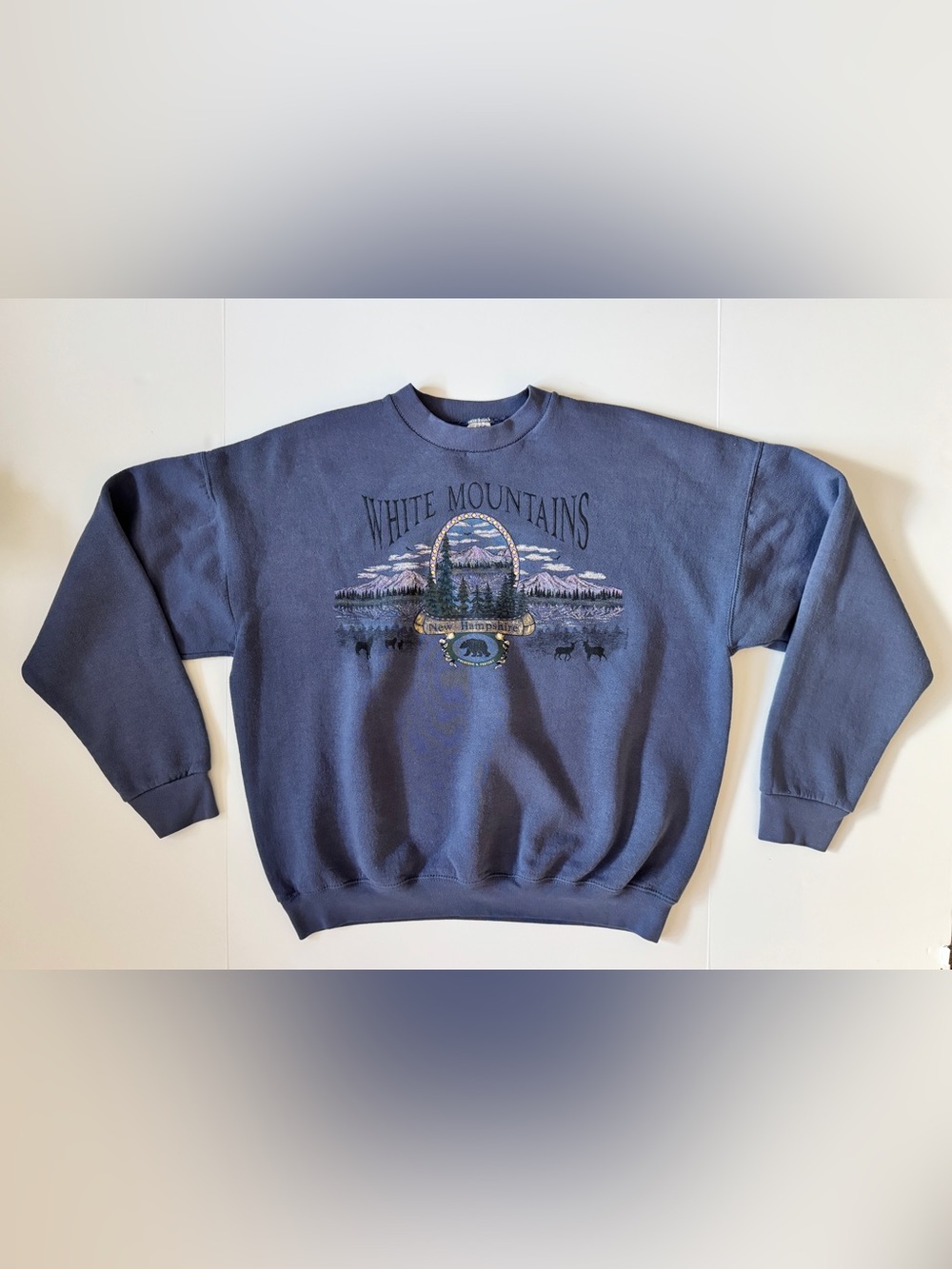 New Hampshire White Mountain Graphic Vintage Crew Sweatshirt, Women’s Size XL